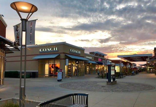 Chesterfield Outlets